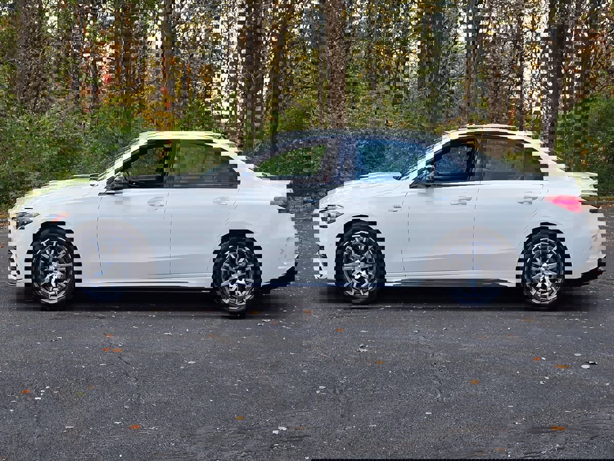 Used 2023 Mercedes-Benz C 43 AMG 4MATIC Sedan image 3