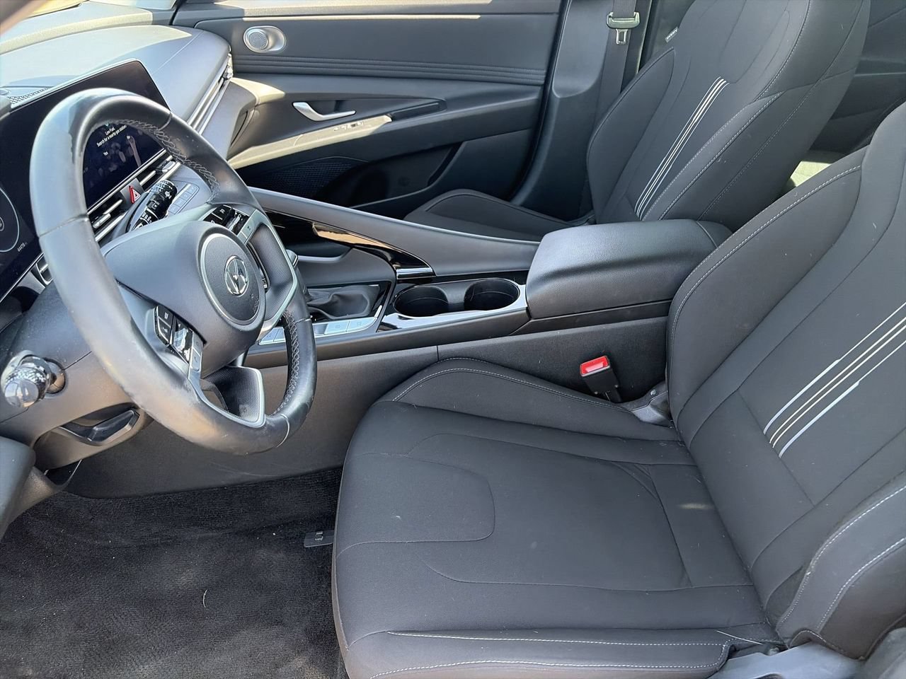 Certified 2023 Hyundai Elantra SEL w/ Convenience Package FWD image 18