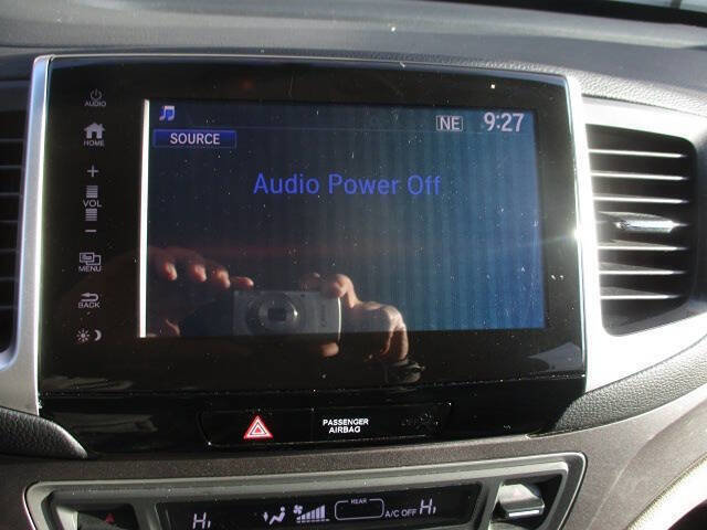 Used 2017 Honda Pilot EX-L image 11