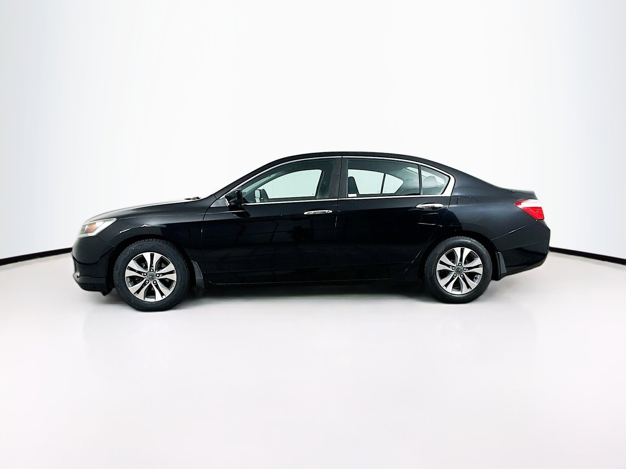 Used 2014 Honda Accord LX image 4