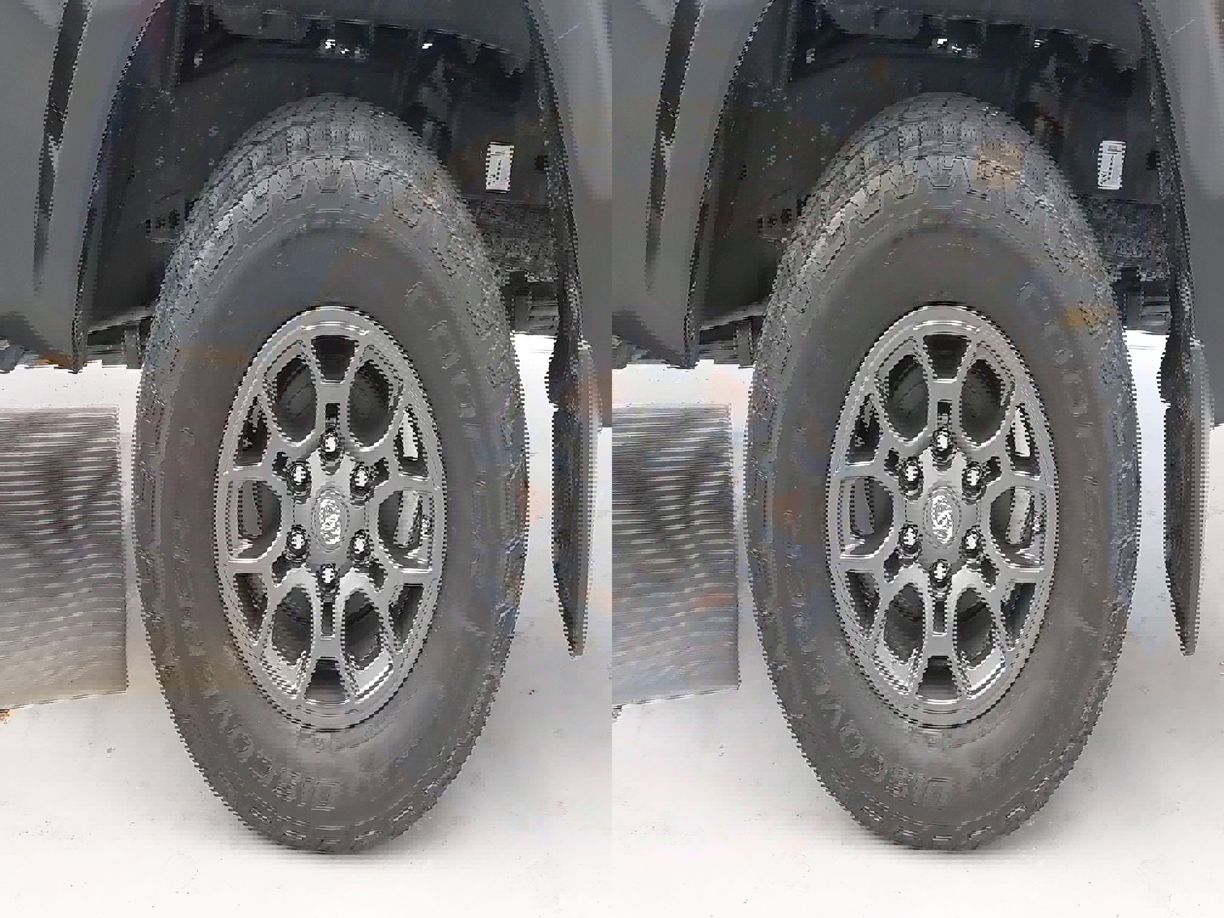 Used 2018 Toyota Tacoma SR5 image 33