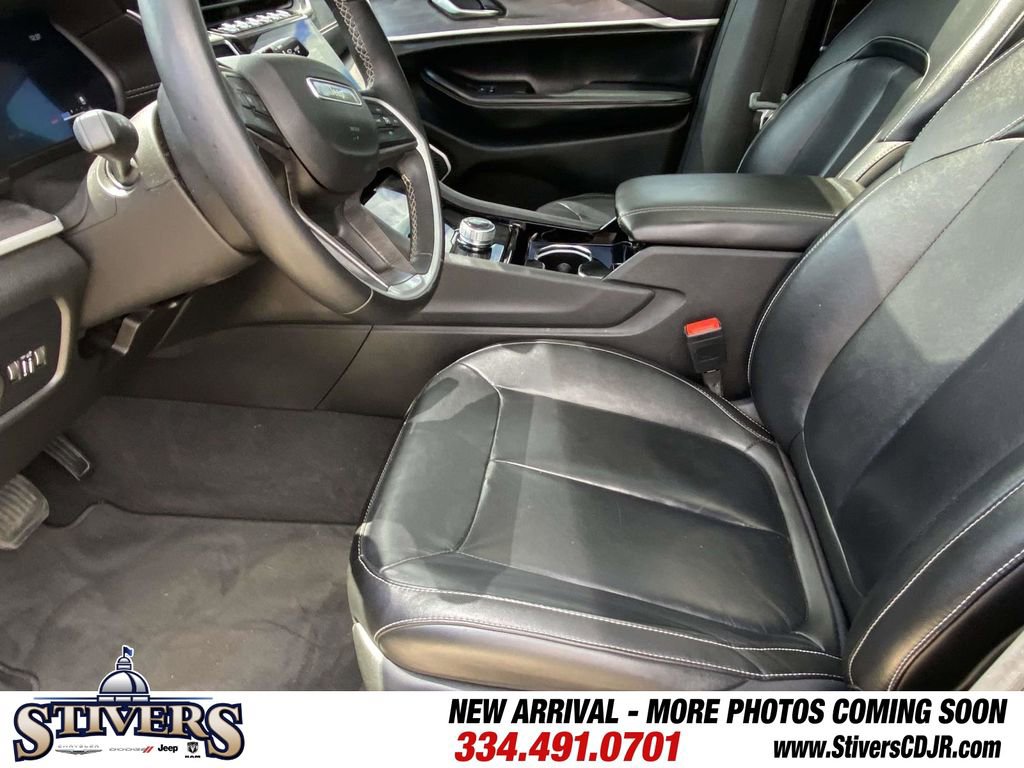 Used 2022 Jeep Grand Cherokee Limited RWD image 17
