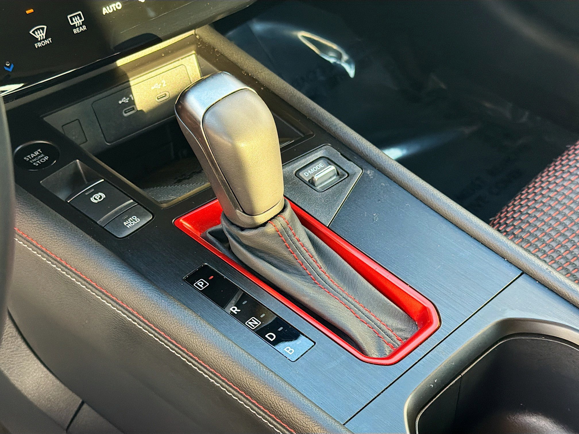 Used 2025 Nissan Kicks SR image 26