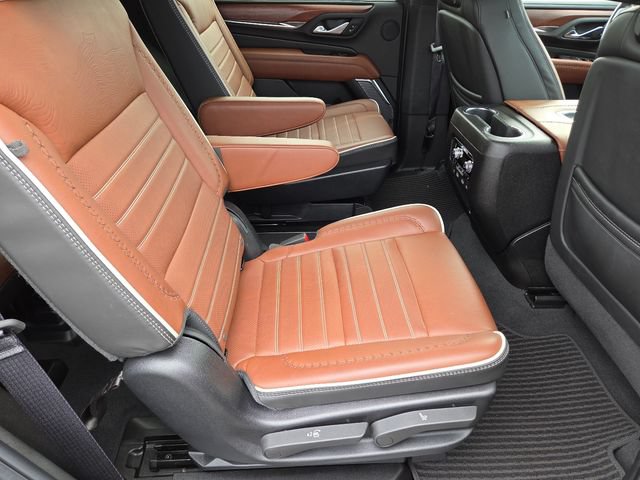 Used 2024 GMC Yukon Denali Ultimate AWD/4WD image 26