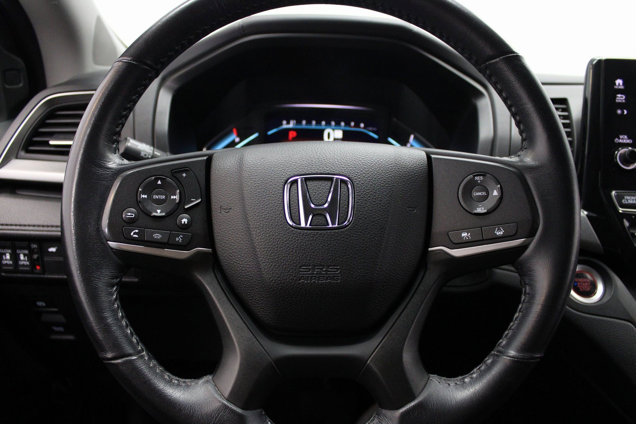 Used 2023 Honda Odyssey EX-L image 37