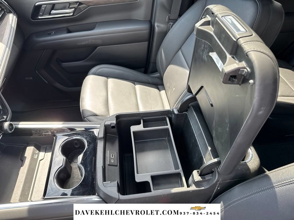 Used 2025 Chevrolet Tahoe Z71 w/ Comfort Package AWD/4WD image 19