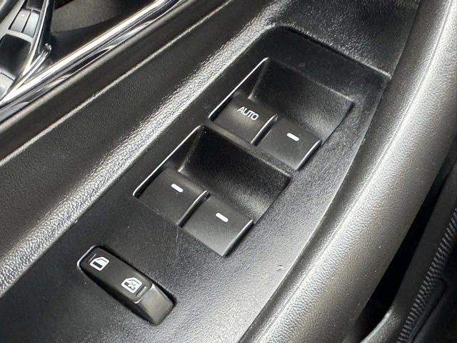 Used 2012 Ford Taurus SEL image 27