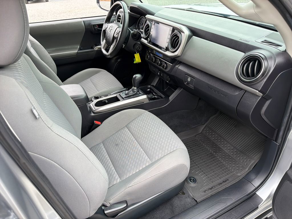 Used 2022 Toyota Tacoma SR5 image 25