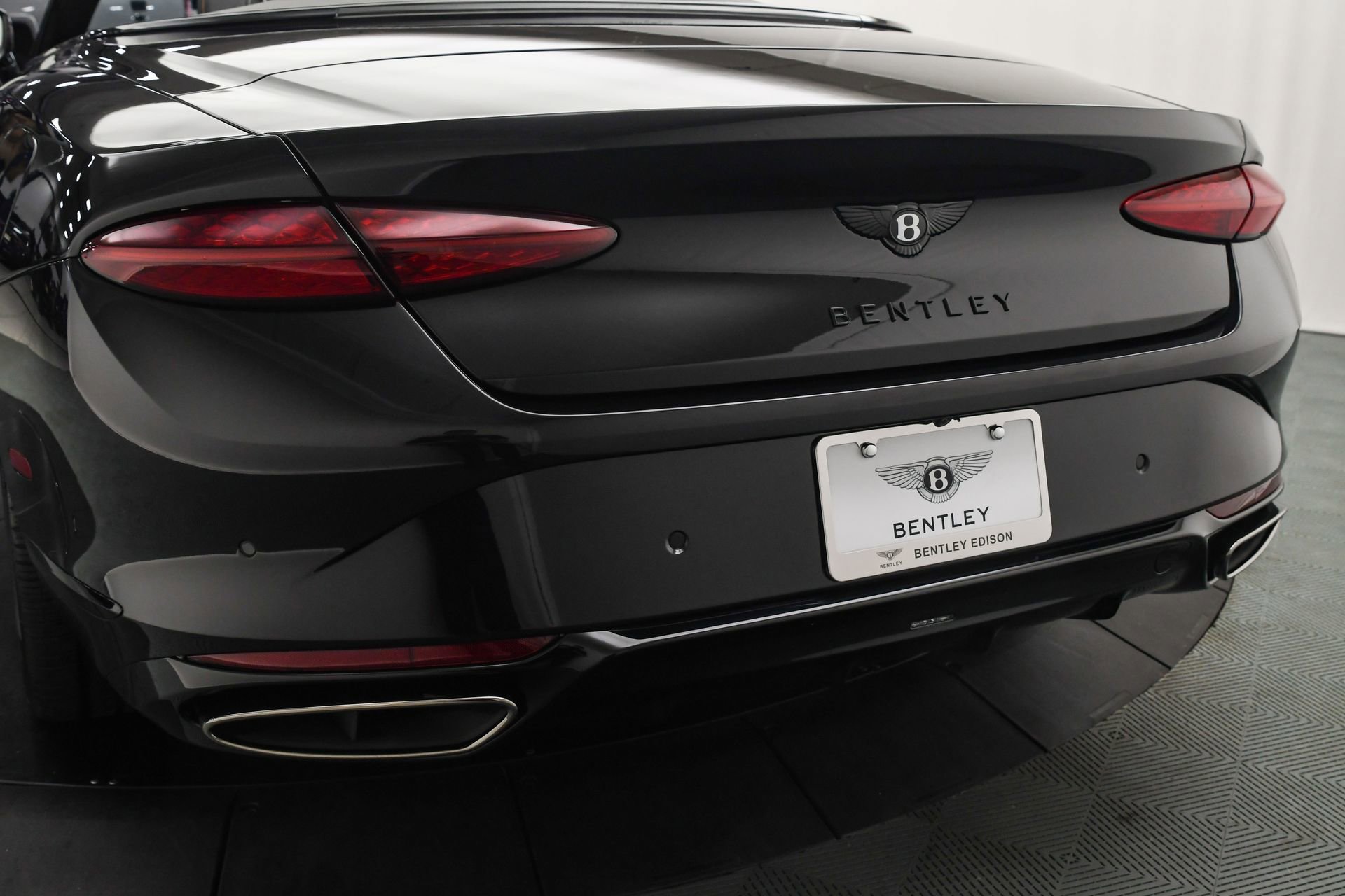New 2025 Bentley Continental GTC image 22