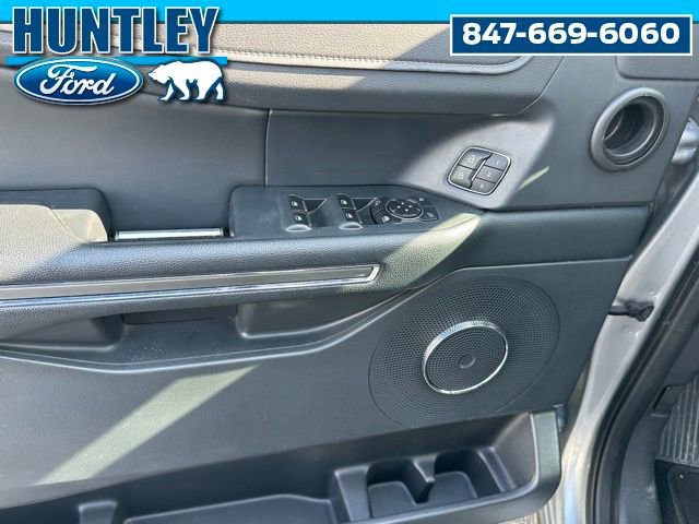 Used 2024 Ford Expedition Max XLT AWD/4WD image 26