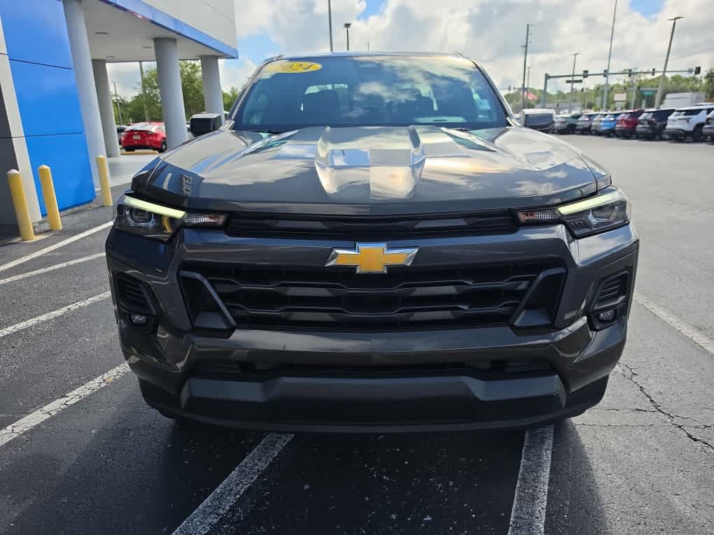 Used 2024 Chevrolet Colorado LT w/ LT Convenience Package III RWD image 8
