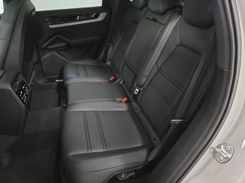 New 2026 Porsche Cayenne S AWD/4WD image 26