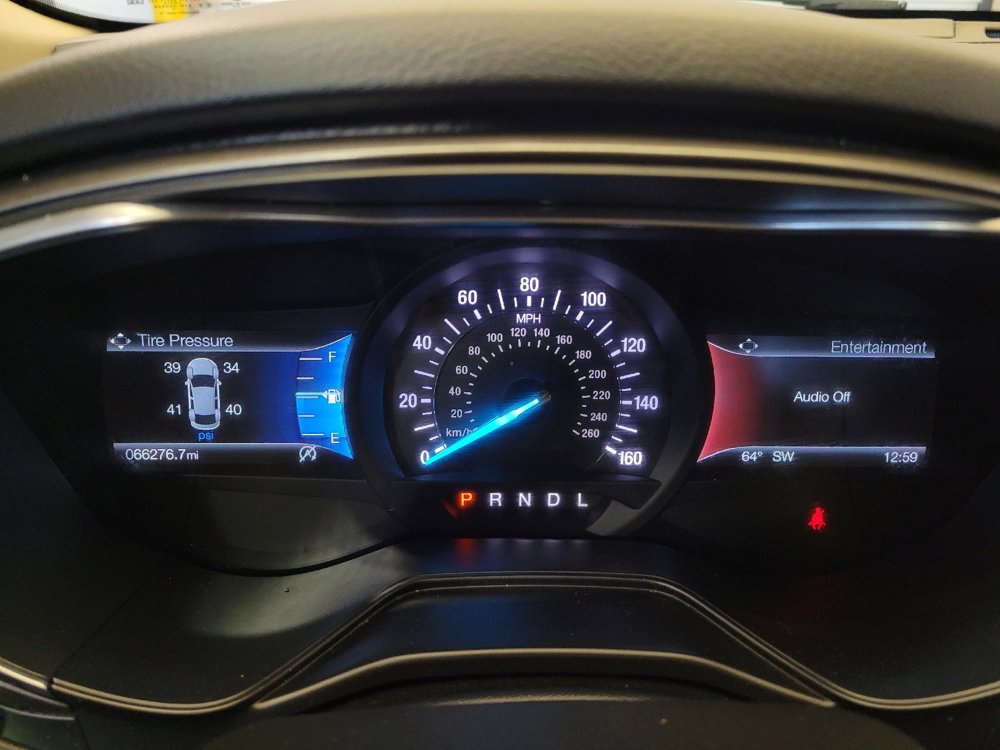 Used 2020 Ford Fusion SE image 23