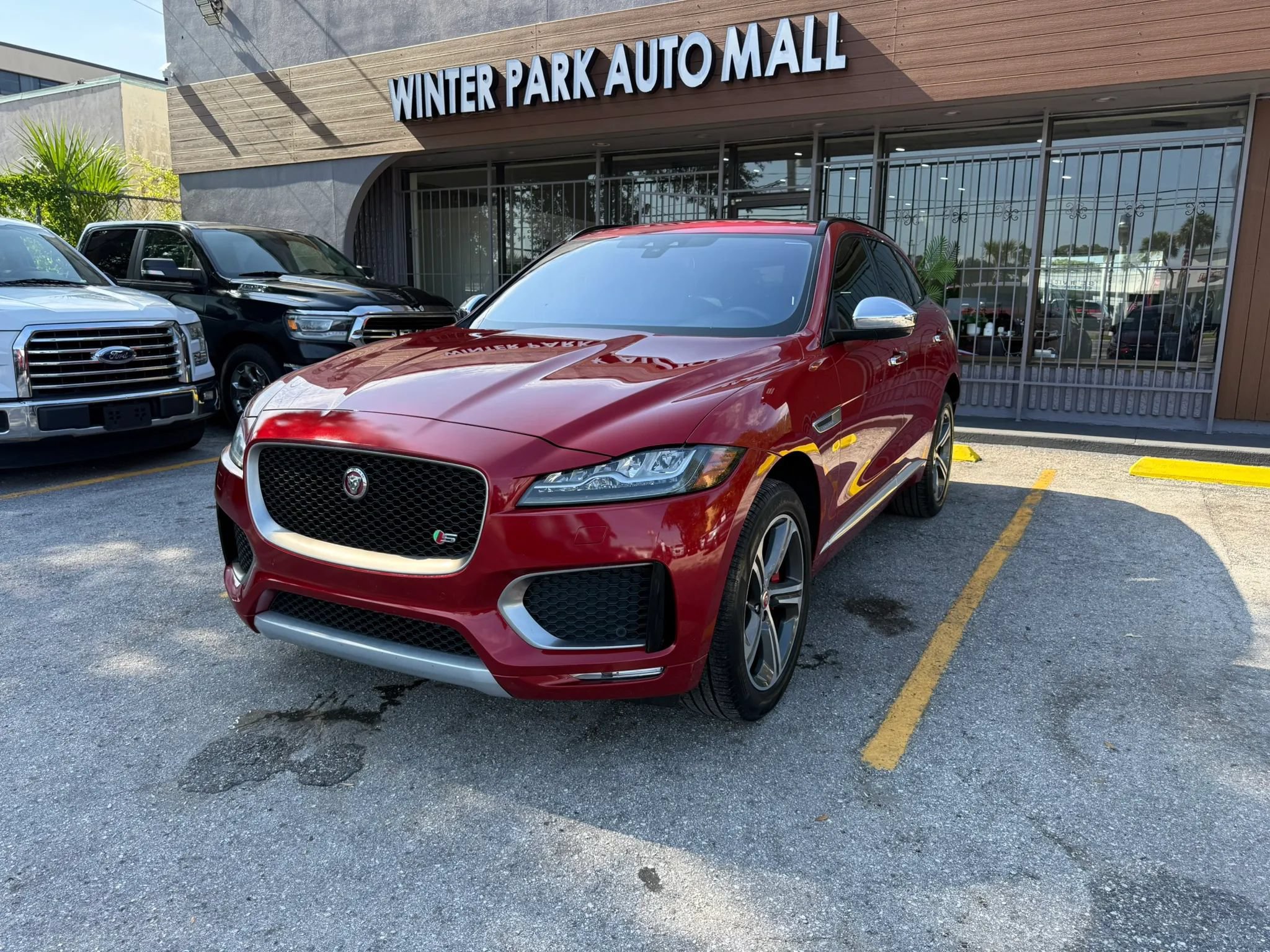 Used 2018 Jaguar F-PACE S AWD/4WD image 1