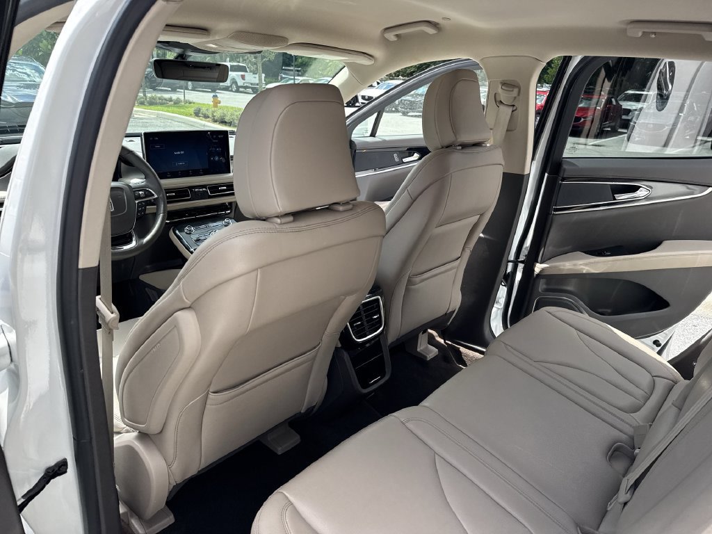 Used 2022 Lincoln Nautilus FWD image 34