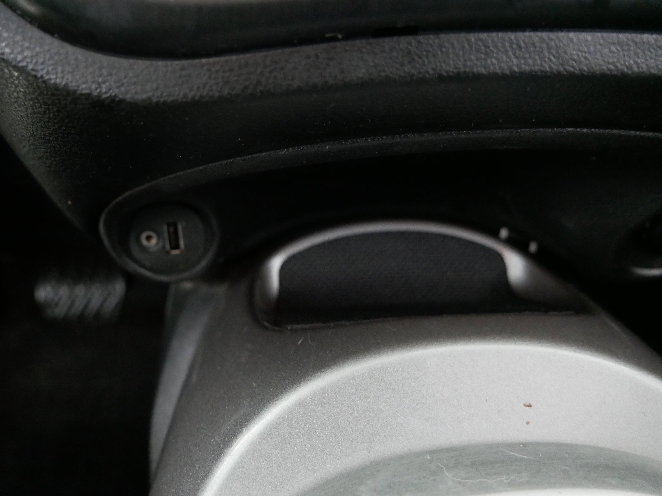 Used 2015 Nissan Juke S image 29