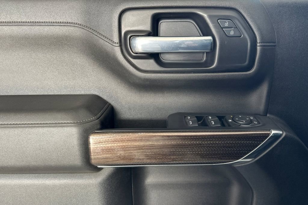 Used 2021 Chevrolet Silverado 1500 LT image 11