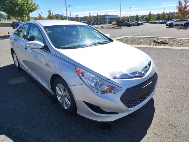Used 2014 Hyundai Sonata Hybrid FWD image 1