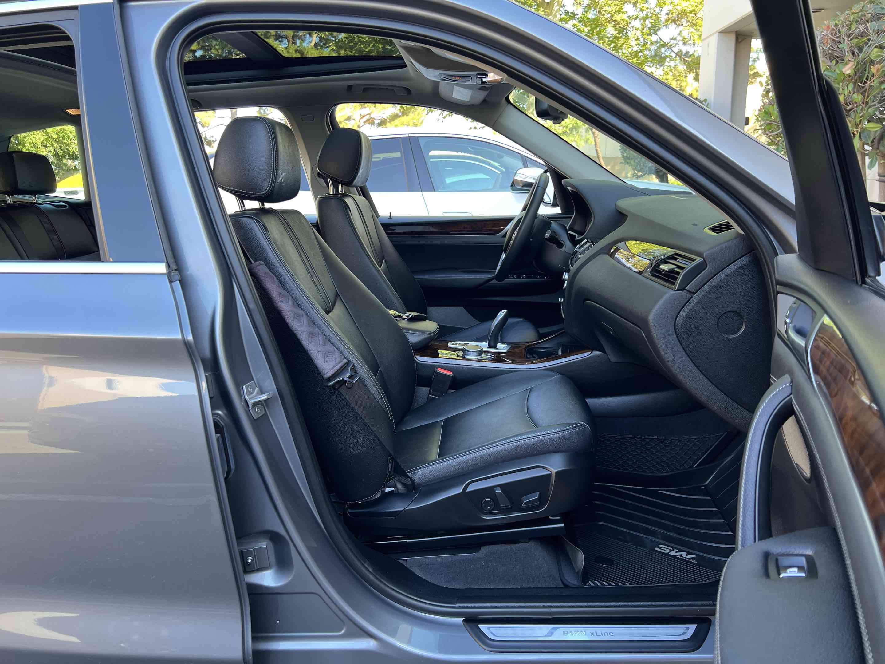 Used 2017 BMW X3 xDrive28i AWD/4WD image 36