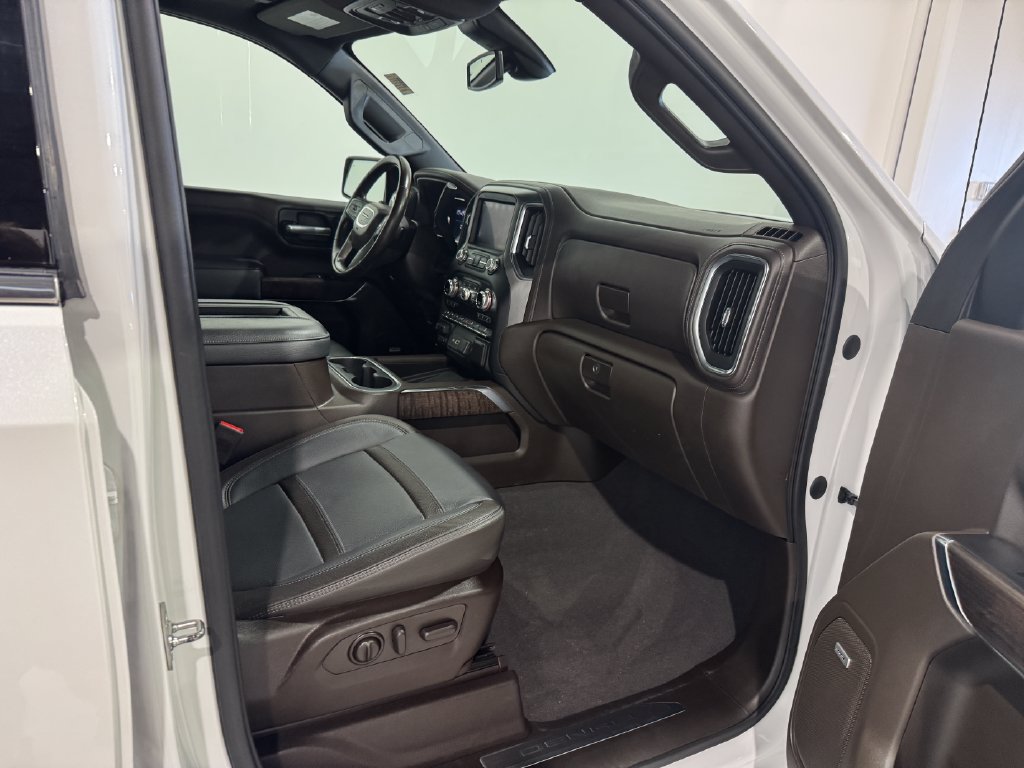 Used 2021 GMC Sierra 1500 Denali w/ Driver Alert Package II AWD/4WD image 21