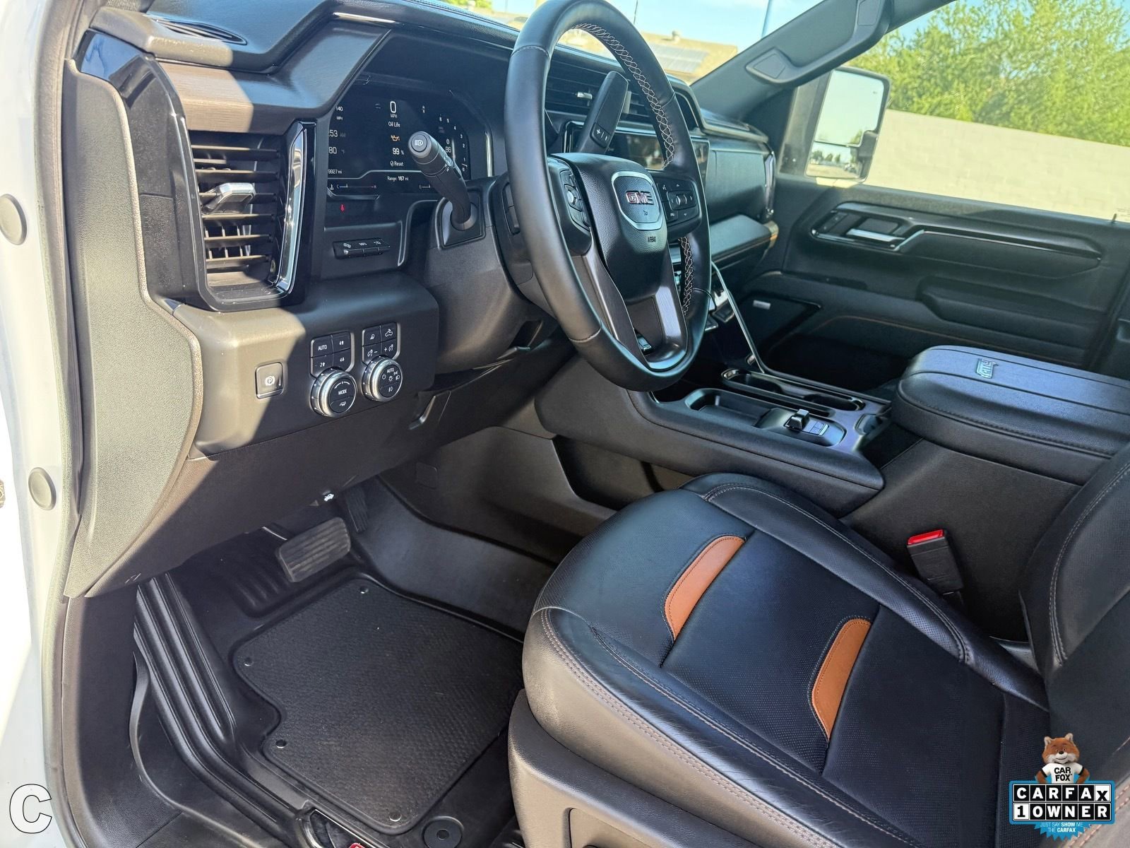 Certified 2025 GMC Sierra 2500 AT4 w/ Technology Package AWD/4WD image 19