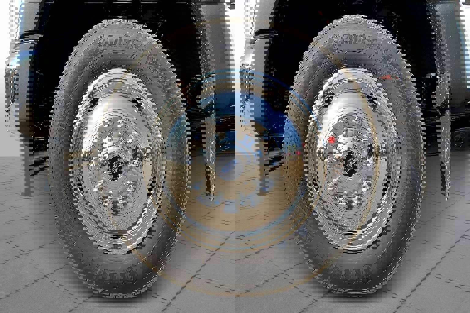 New 2025 Ford F450 XLT image 9