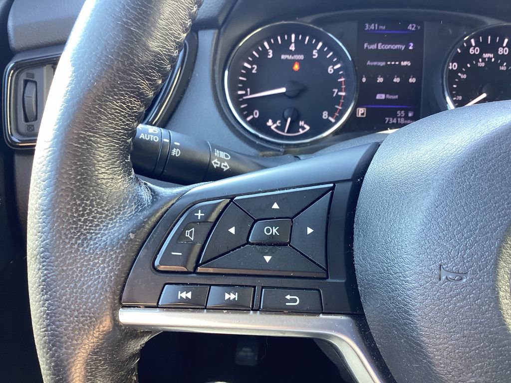 Used 2018 Nissan Rogue SL image 33