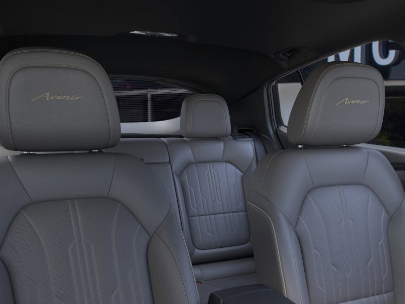 New 2025 Buick Envista Avenir image 24