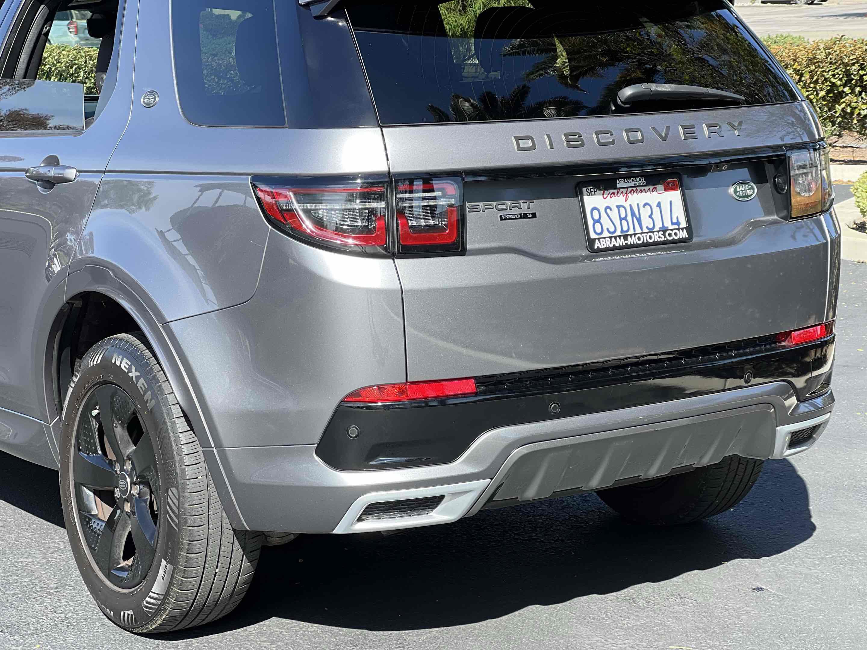 Used 2020 Land Rover Discovery Sport S R-Dynamic AWD/4WD image 54