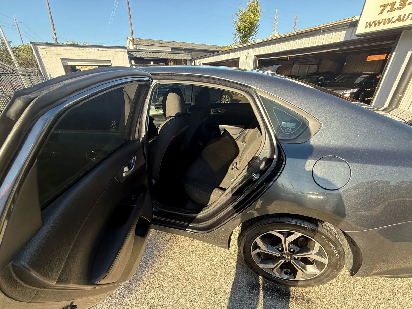 Used 2019 Kia Forte LXS FWD image 20