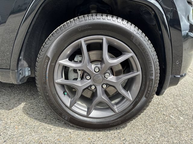 Used 2021 Jeep Grand Cherokee Limited AWD/4WD image 27