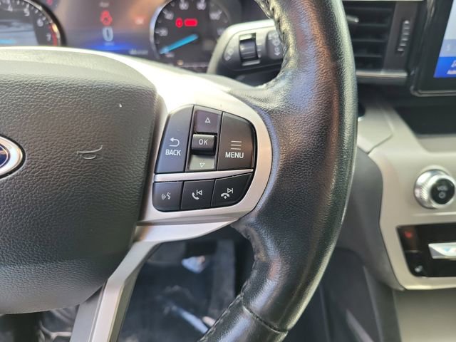 Used 2022 Ford Explorer XLT w/ Equipment Group 202A AWD/4WD image 17