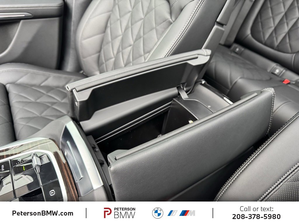 New 2026 BMW X5 xDrive50e image 32