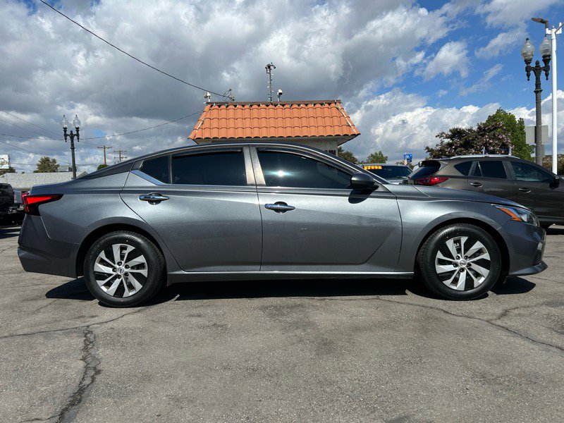 Used 2020 Nissan Altima 2.5 S image 3