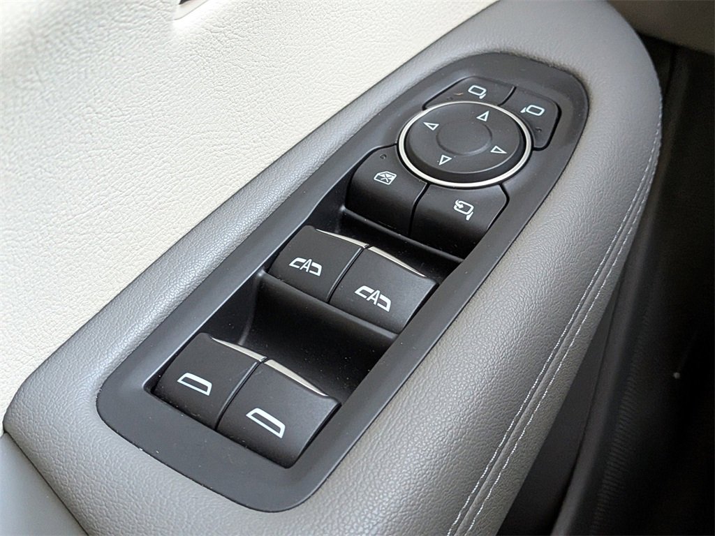 Used 2020 Cadillac XT6 Premium Luxury image 30