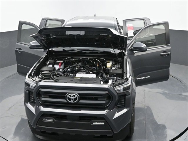 Used 2024 Toyota Tacoma SR5 image 33