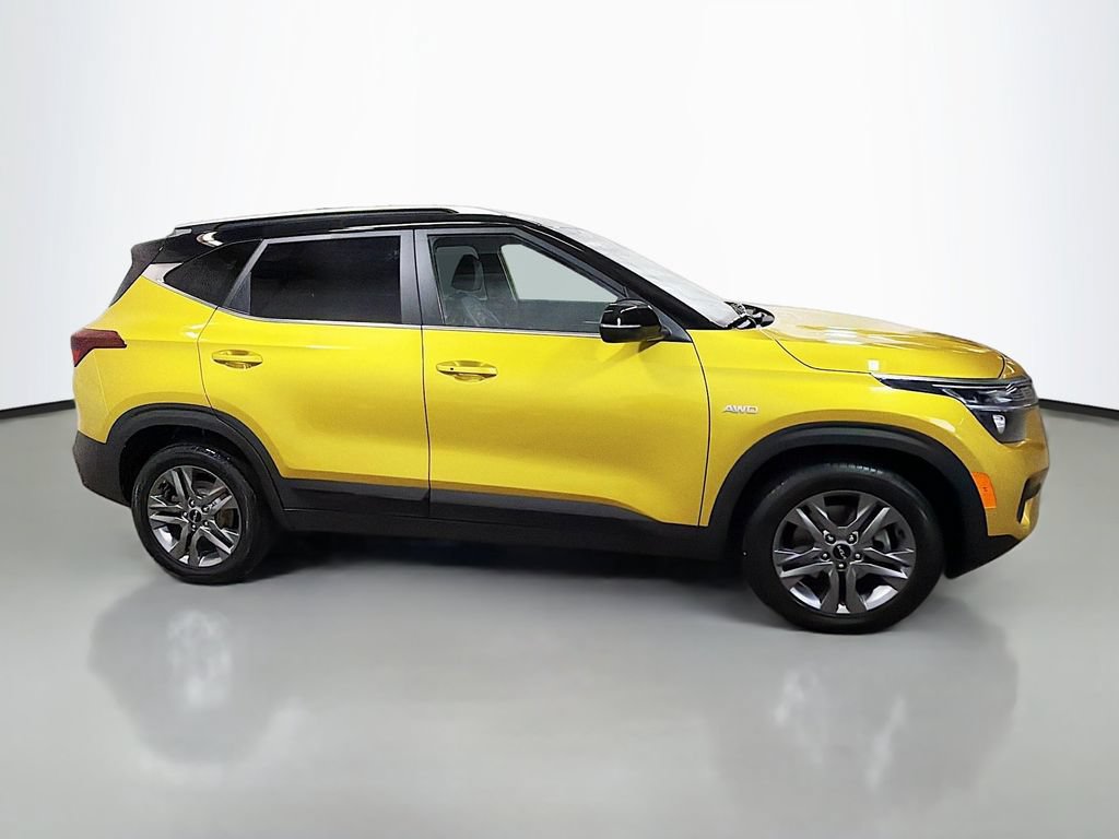 Used 2023 Kia Seltos S AWD/4WD image 10