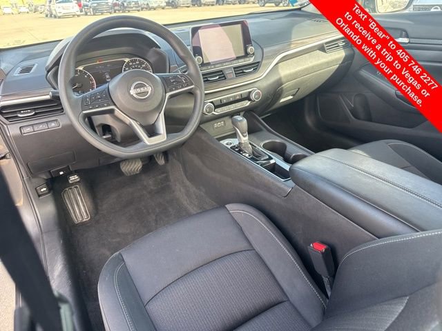 Used 2025 Nissan Altima 2.5 SV image 11
