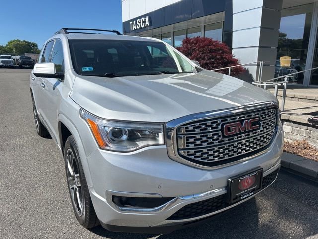 Used 2018 GMC Acadia Denali AWD/4WD image 1