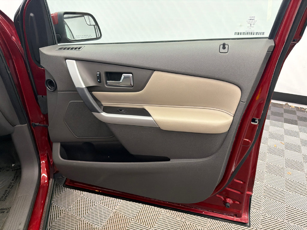 Used 2014 Ford Edge SEL w/ Equipment Group 204A FWD image 15