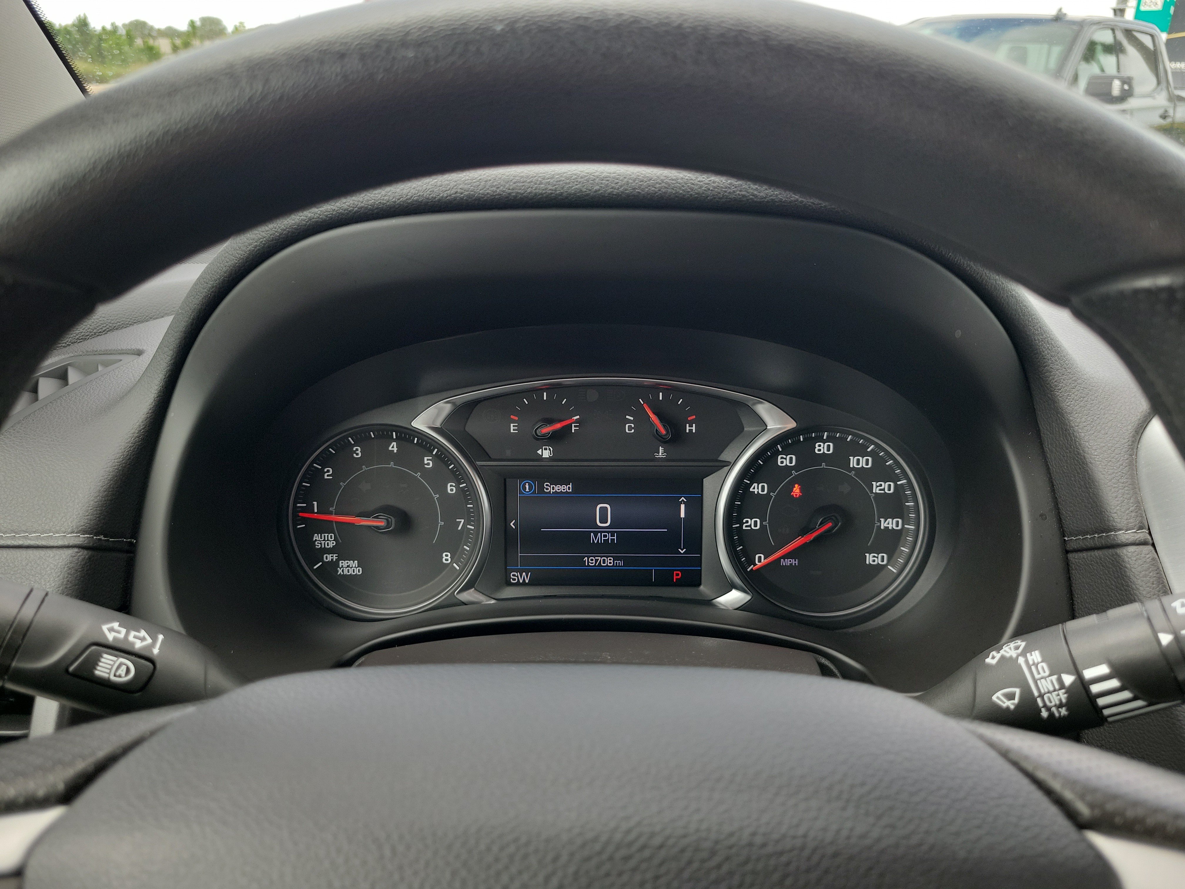 Used 2024 GMC Terrain SLE FWD image 28