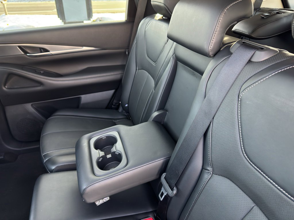 Used 2023 INFINITI QX60 Luxe image 34