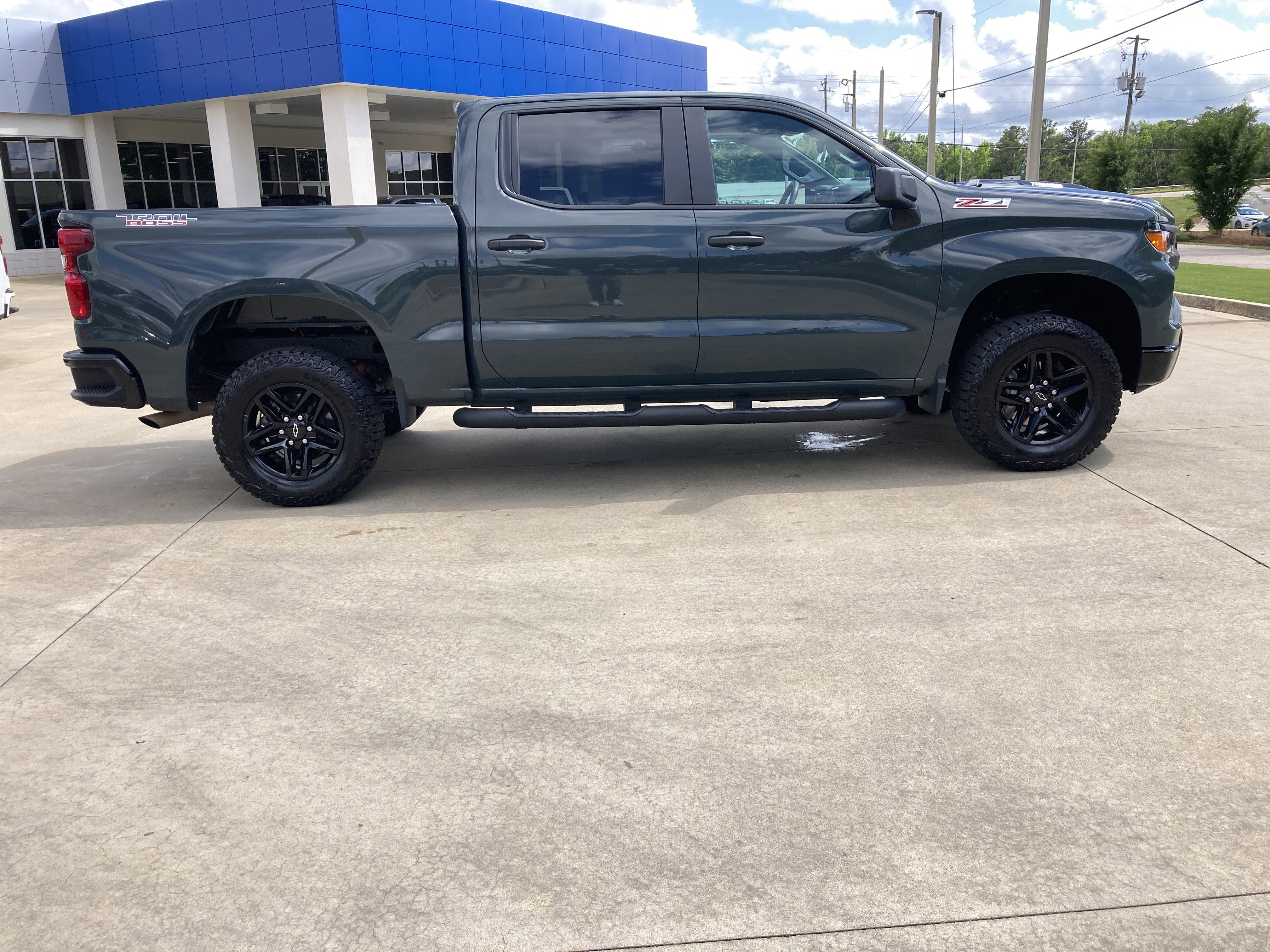 Certified 2026 Chevrolet Silverado 1500 Custom Trail Boss AWD/4WD image 4