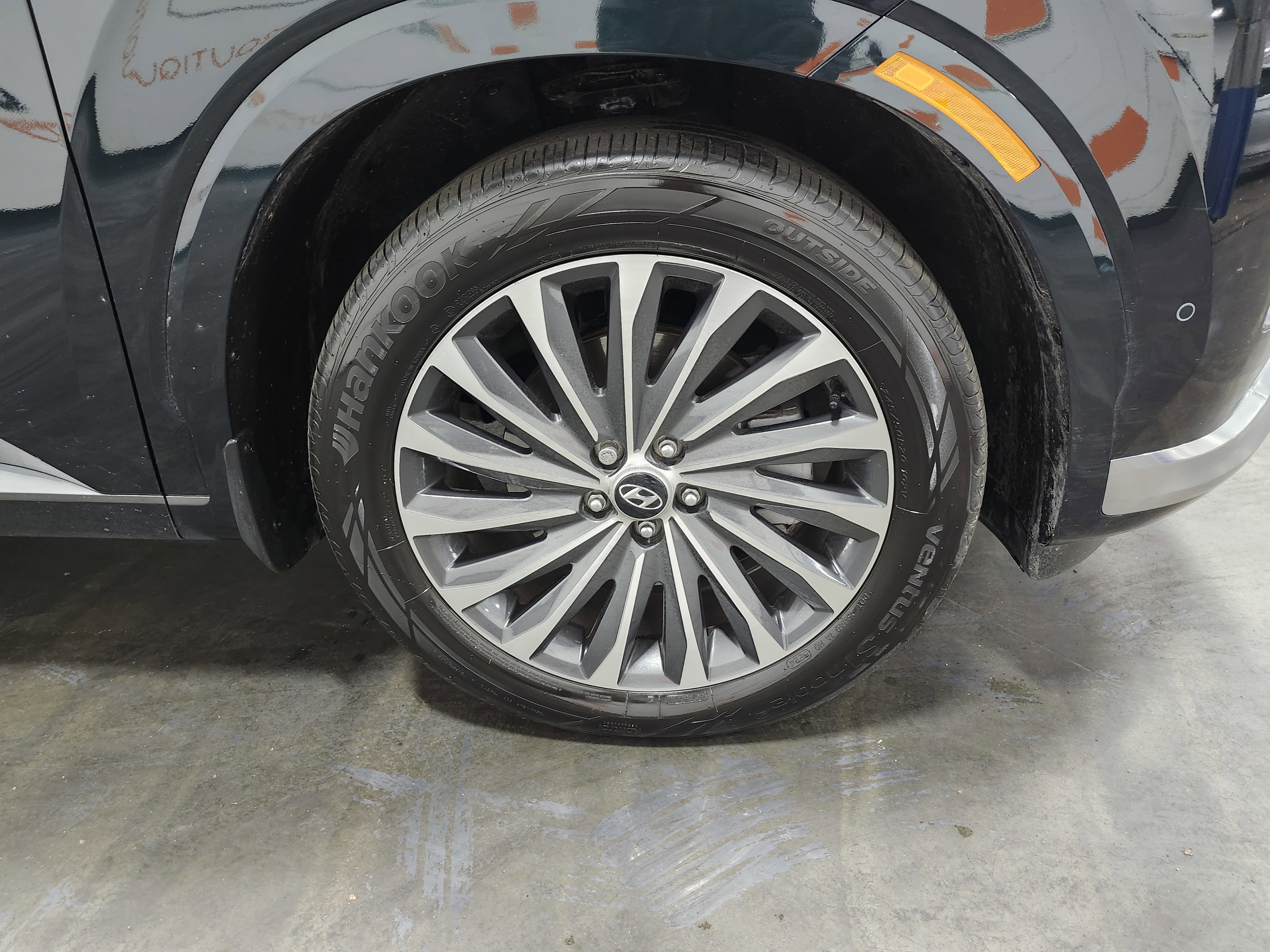 Used 2025 Hyundai Palisade Calligraphy image 15