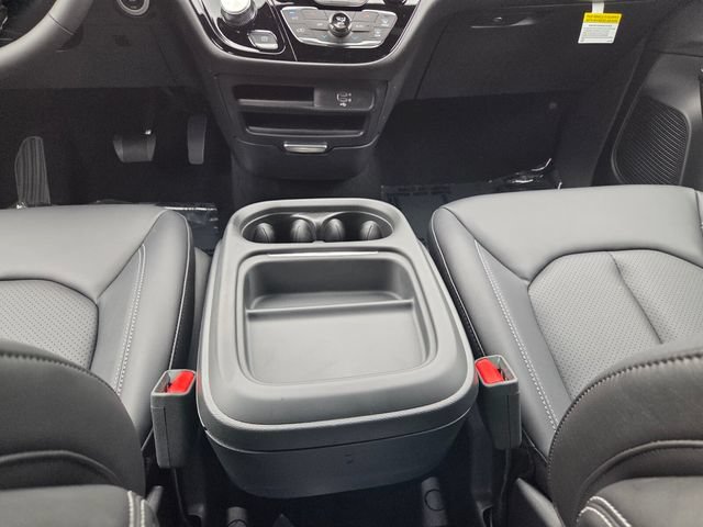 New 2027 Chrysler Pacifica Select w/ Family Tech Group FWD image 7