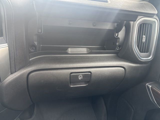 Used 2021 Chevrolet Silverado 1500 LT image 28