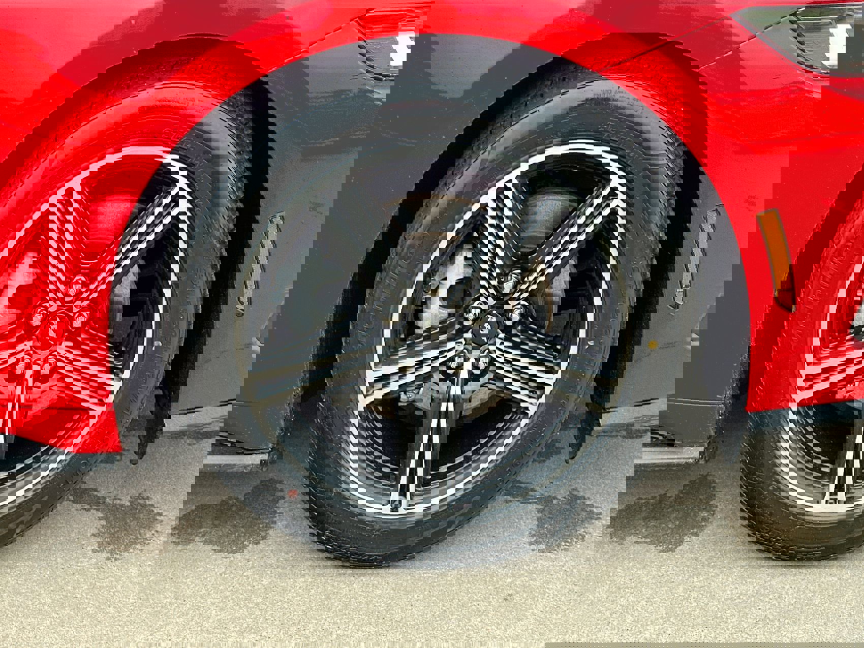 Used 2024 Ford Mustang Coupe image 23