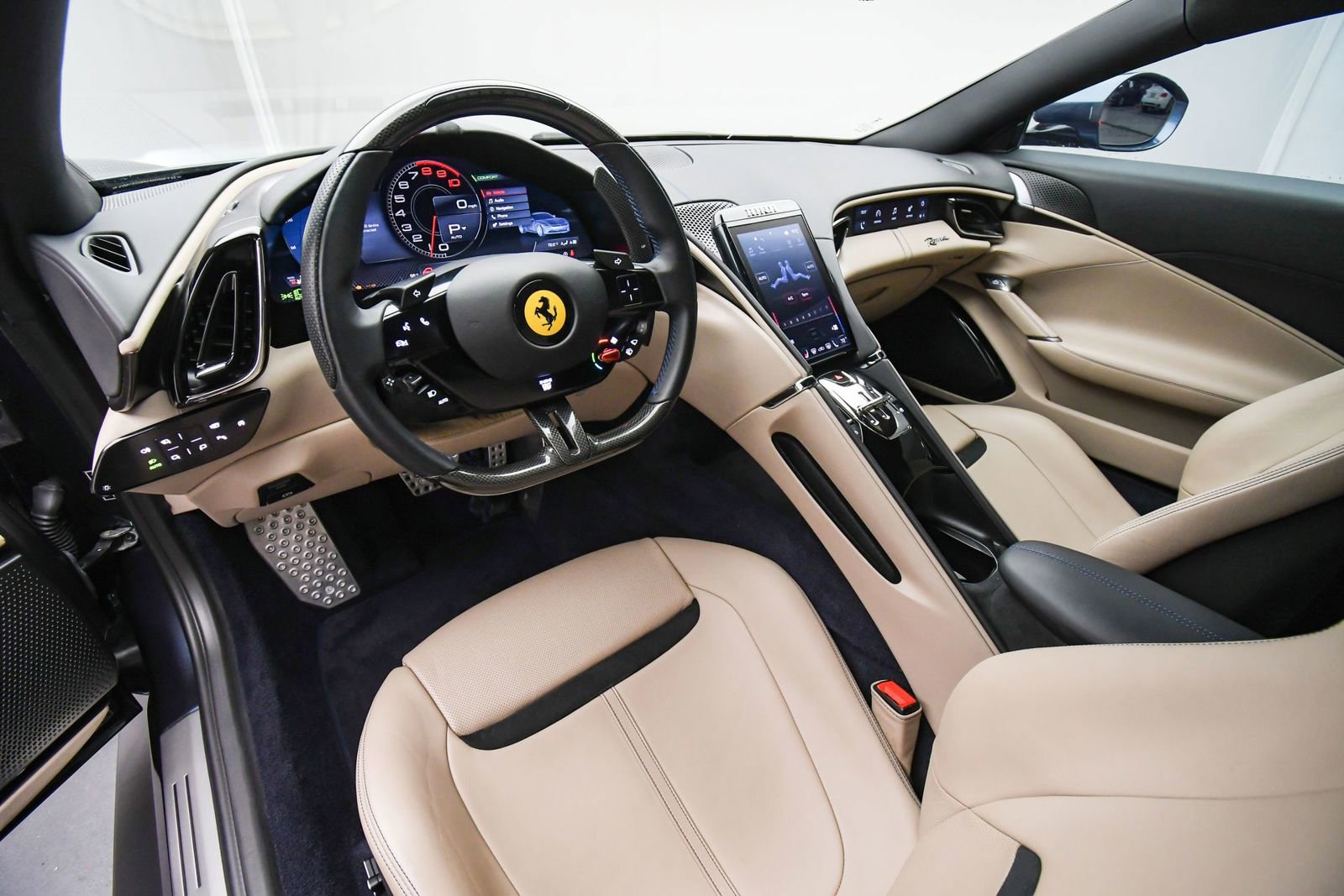 Certified 2022 Ferrari Roma image 12