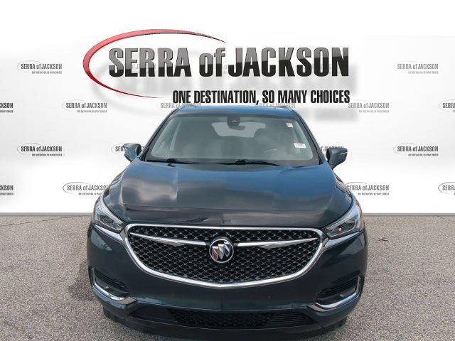 Used 2019 Buick Enclave Avenir w/ Avenir Technology Package FWD image 3