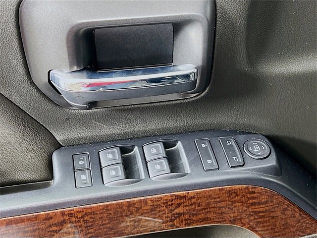 Used 2018 GMC Sierra 1500 SLE w/ SLE Value Package image 9